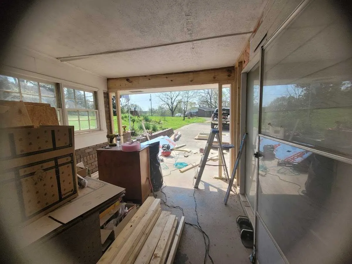 Air movers and dehumidifier for Water Mitigation Services in Lincoln